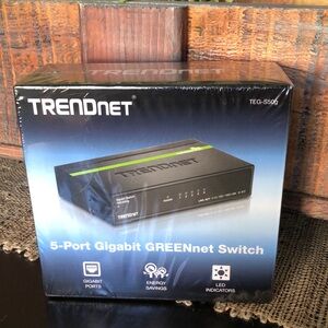 TRENDnet  TEG (TEG-S50g) 5-Ports External Switch